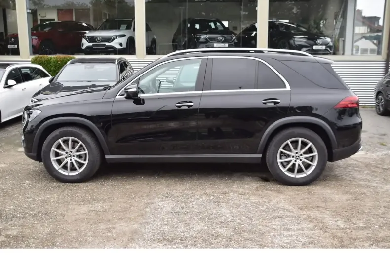 Mercedes-Benz GLE 300 din 2024 cu 8.568 km - oferta MER107726 - foto 17