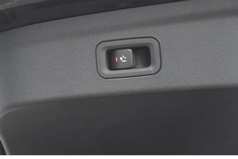 Mercedes-Benz GLE 300 din 2024 cu 8.568 km - oferta MER107726 - foto 24