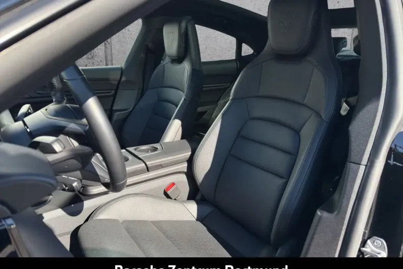 Porsche Taycan din 2024 cu 22.078 km - oferta POR107727 - foto 13