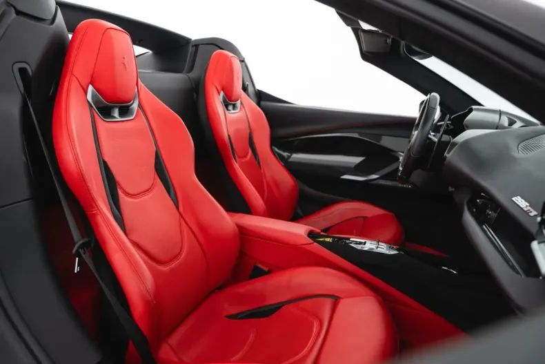 Ferrari 296 GTS din 2023 cu 30.000 km - oferta FER107730 - foto 13