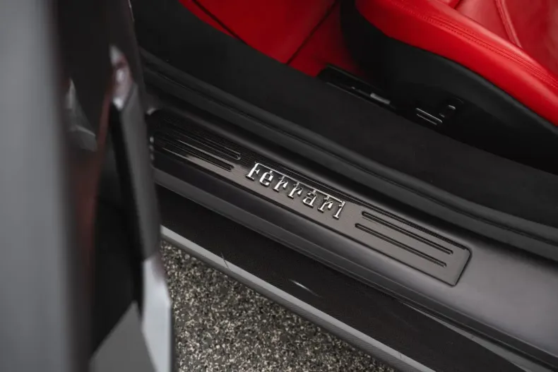 Ferrari 296 GTS din 2023 cu 30.000 km - oferta FER107730 - foto 21