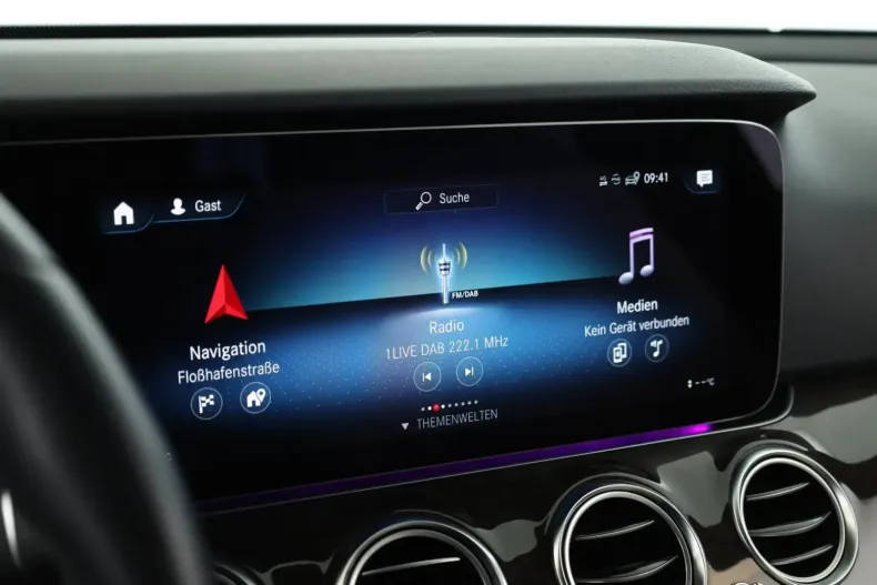 Mercedes-Benz E 400 din 2023 cu 37.700 km - oferta MER107735 - foto 18