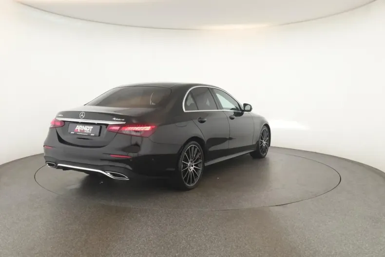 Mercedes-Benz E 400 din 2023 cu 37.700 km - oferta MER107735 - foto 24