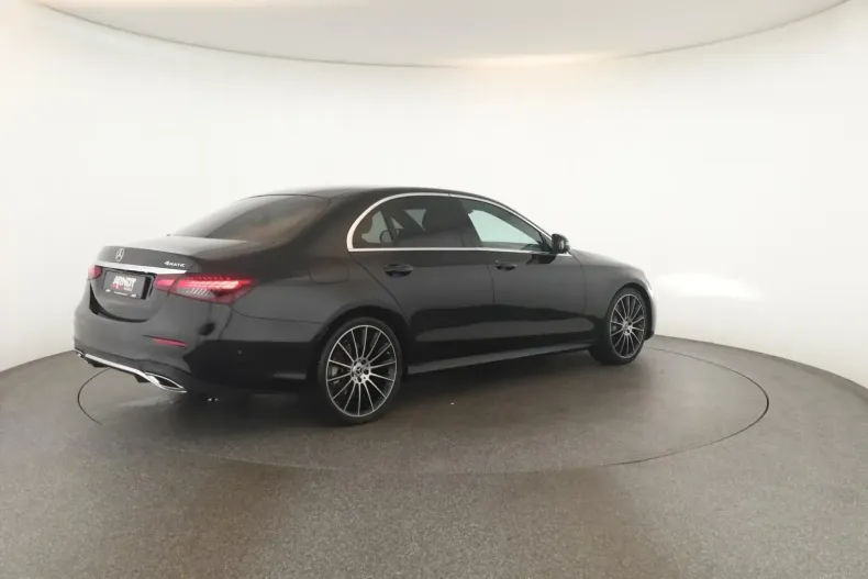 Mercedes-Benz E 400 din 2023 cu 37.700 km - oferta MER107735 - foto 25