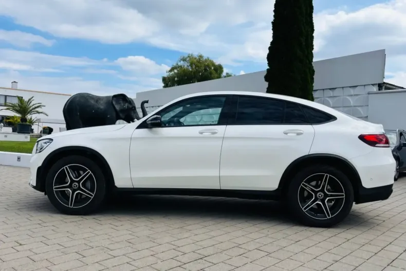 Mercedes-Benz GLC 300 din 2024 cu 17.400 km - oferta MER107738 - foto 3