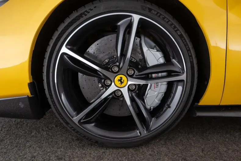 Ferrari 296 GTB din 2023 cu 28.500 km - oferta FER107743 - foto 17