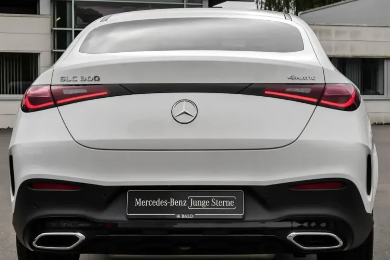 Mercedes-Benz GLC 300 din 2025 cu 6.140 km - oferta MER107753 - foto 4