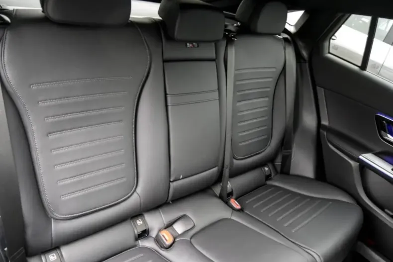 Mercedes-Benz GLC 300 din 2025 cu 6.140 km - oferta MER107753 - foto 12