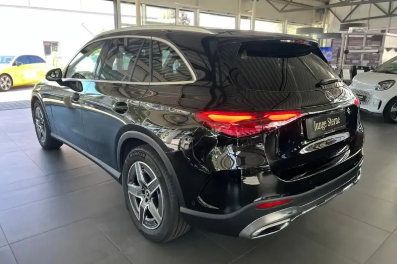 Mercedes-Benz GLC 200 din 2024 cu 7.500 km - oferta MER107754 - foto 6