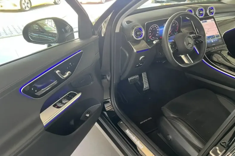 Mercedes-Benz GLC 200 din 2024 cu 7.500 km - oferta MER107754 - foto 7