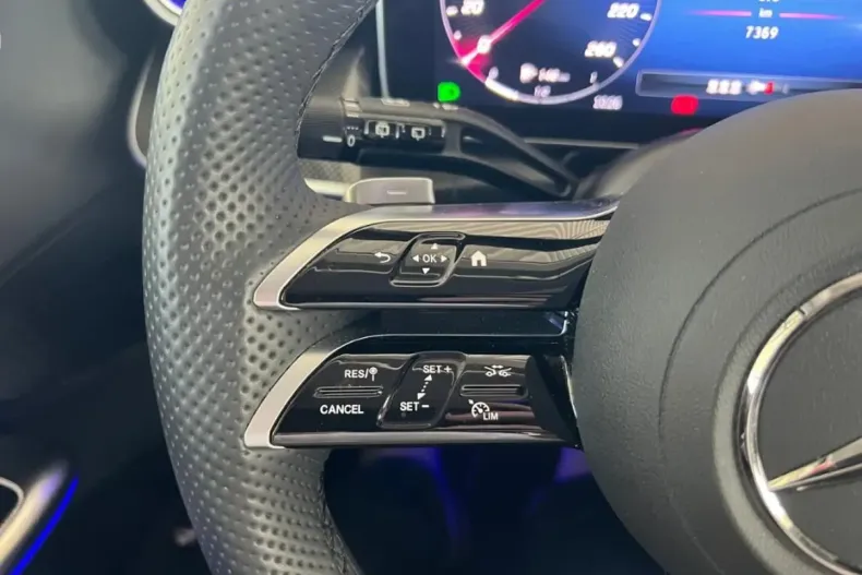 Mercedes-Benz GLC 200 din 2024 cu 7.500 km - oferta MER107754 - foto 19