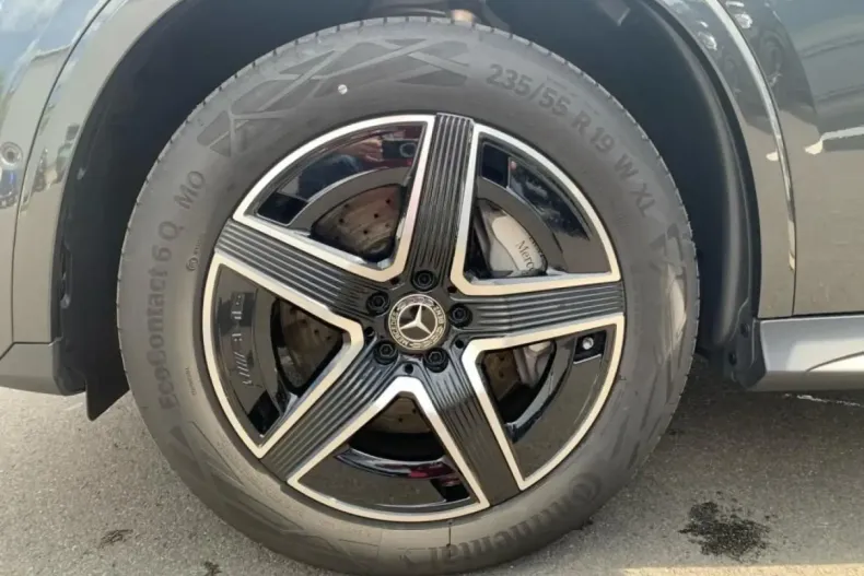 Mercedes-Benz GLC 200 din 2024 cu 14.100 km - oferta MER107761 - foto 4