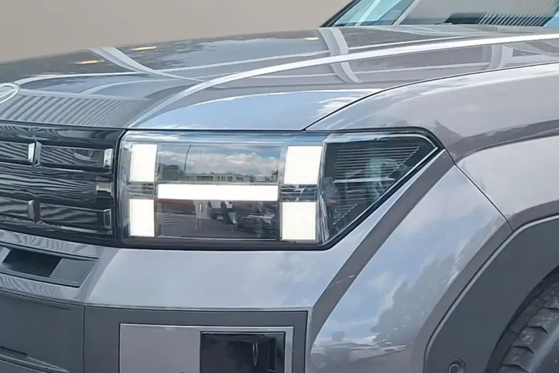 Hyundai SANTA FE din 2025 cu 17.727 km - oferta HYU107772 - foto 5