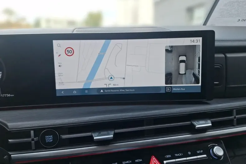 Hyundai SANTA FE din 2025 cu 17.727 km - oferta HYU107772 - foto 9