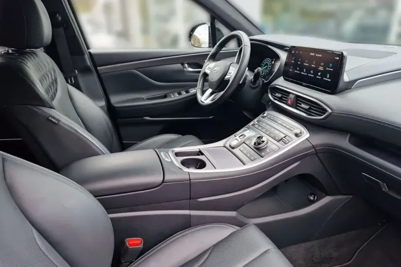 Hyundai SANTA FE din 2023 cu 60.579 km - oferta HYU107775 - foto 14