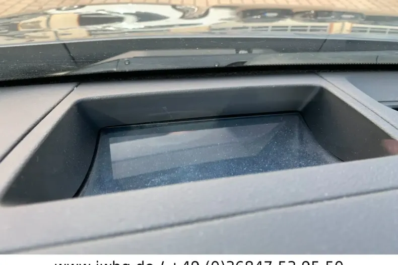 Hyundai SANTA FE din 2023 cu 56.017 km - oferta HYU107777 - foto 9