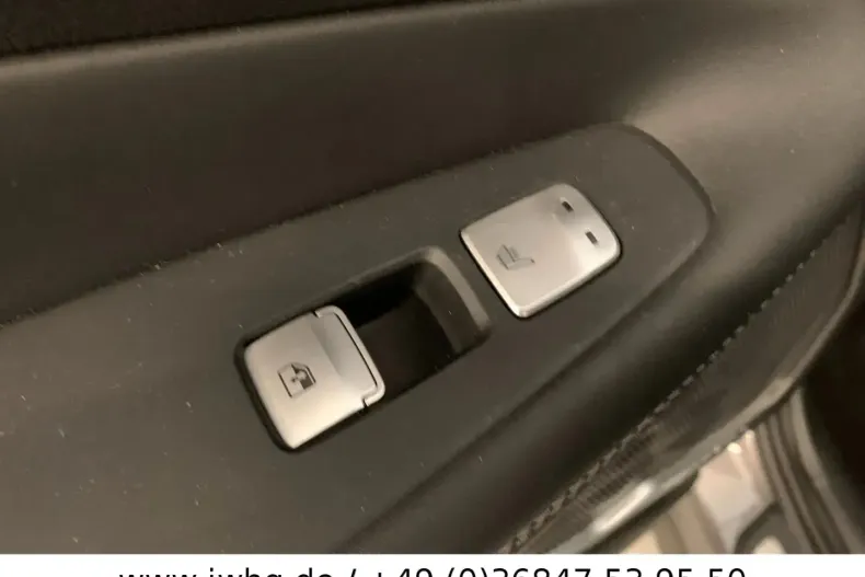 Hyundai SANTA FE din 2023 cu 56.017 km - oferta HYU107777 - foto 12