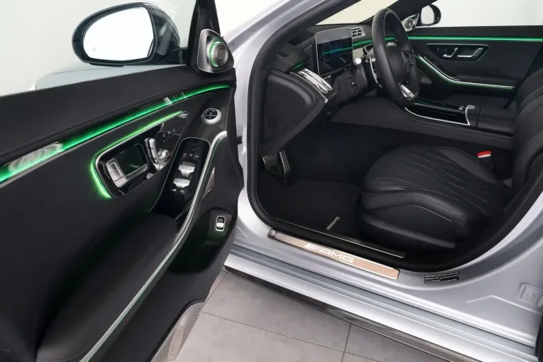 Mercedes-Benz S 63 AMG din 2024 cu 10.888 km - oferta MER107781 - foto 20