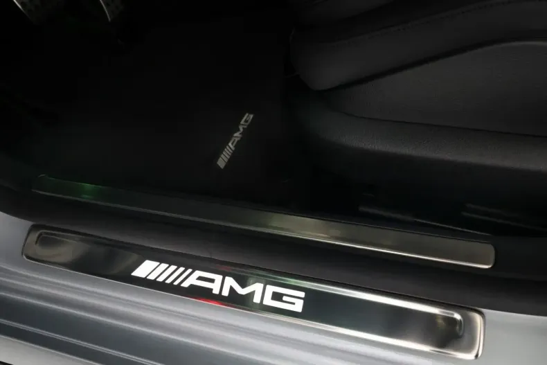 Mercedes-Benz S 63 AMG din 2024 cu 10.888 km - oferta MER107781 - foto 26