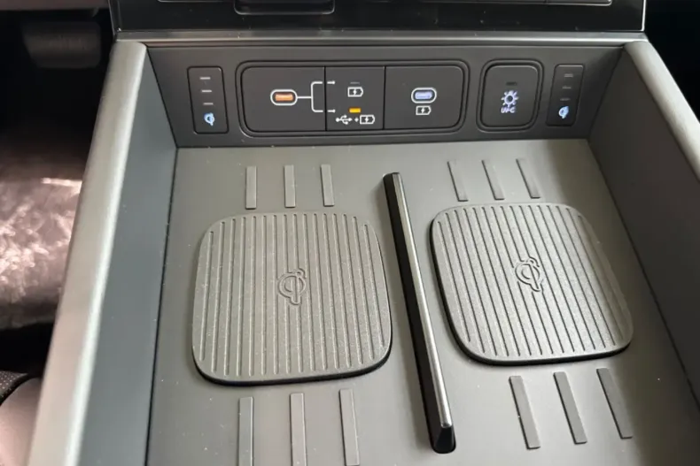 Hyundai SANTA FE din 2025 cu 18.800 km - oferta HYU107783 - foto 15