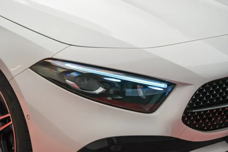 Mercedes-Benz A 180 din 2024 cu 13.000 km - oferta MER107784 - foto 29