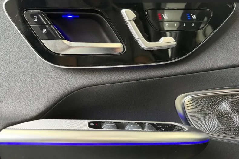 Mercedes-Benz GLC 300 din 2023 cu 18.510 km - oferta MER107790 - foto 10