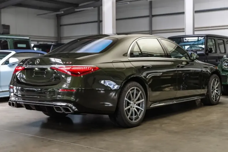 Mercedes-Benz S 63 AMG din 2023 cu 12.418 km - oferta MER107795 - foto 12