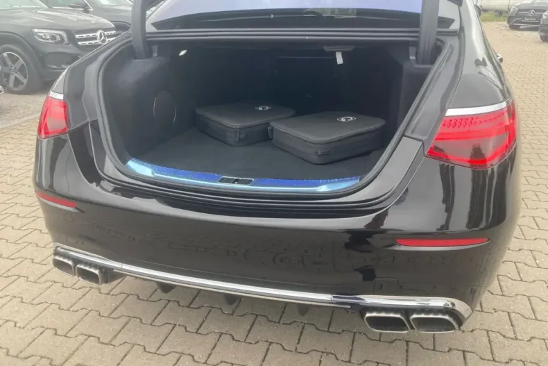 Mercedes-Benz S 63 AMG din 2023 cu 11.898 km - oferta MER107797 - foto 9