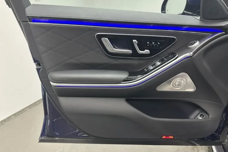 Mercedes-Benz S 63 AMG din 2023 cu 7.900 km - oferta MER107799 - foto 9