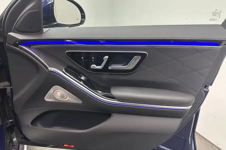 Mercedes-Benz S 63 AMG din 2023 cu 7.900 km - oferta MER107799 - foto 19