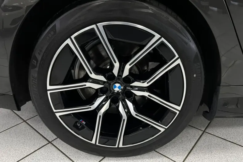 BMW i7 din 2024 cu 22.700 km - oferta BMW107805 - foto 6