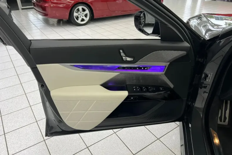 BMW i7 din 2024 cu 22.700 km - oferta BMW107805 - foto 8