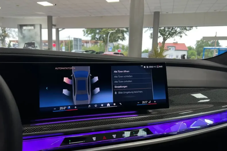 BMW i7 din 2024 cu 22.700 km - oferta BMW107805 - foto 13