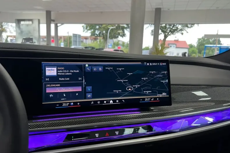 BMW i7 din 2024 cu 22.700 km - oferta BMW107805 - foto 18