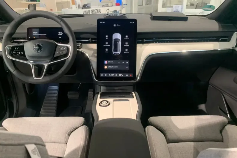 Volvo EX90 din 2024 cu 5.000 km - oferta VOL107807 - foto 9