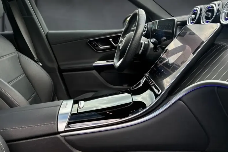 Mercedes-Benz GLC 300 din 2023 cu 69.680 km - oferta MER107814 - foto 17