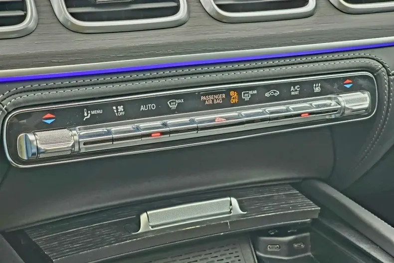 Mercedes-Benz GLS 63 din 2021 cu 51.797 km - oferta MER107816 - foto 24