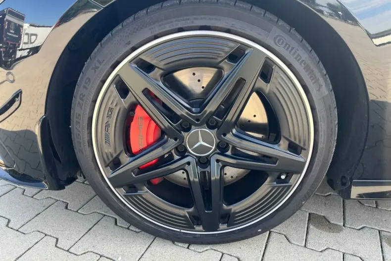 Mercedes-Benz CLA 35 AMG din 2024 cu 24.435 km - oferta MER107839 - foto 6