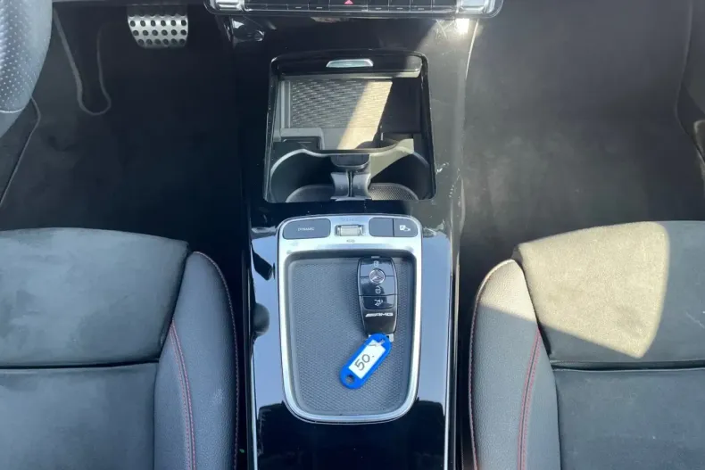 Mercedes-Benz CLA 35 AMG din 2024 cu 24.435 km - oferta MER107839 - foto 9