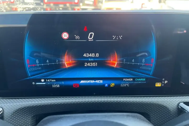 Mercedes-Benz CLA 35 AMG din 2024 cu 24.435 km - oferta MER107839 - foto 11