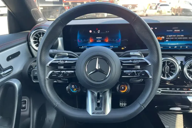 Mercedes-Benz CLA 35 AMG din 2024 cu 24.435 km - oferta MER107839 - foto 12