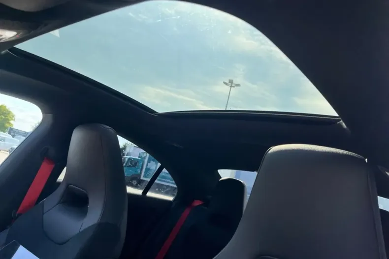 Mercedes-Benz CLA 35 AMG din 2024 cu 24.435 km - oferta MER107839 - foto 18