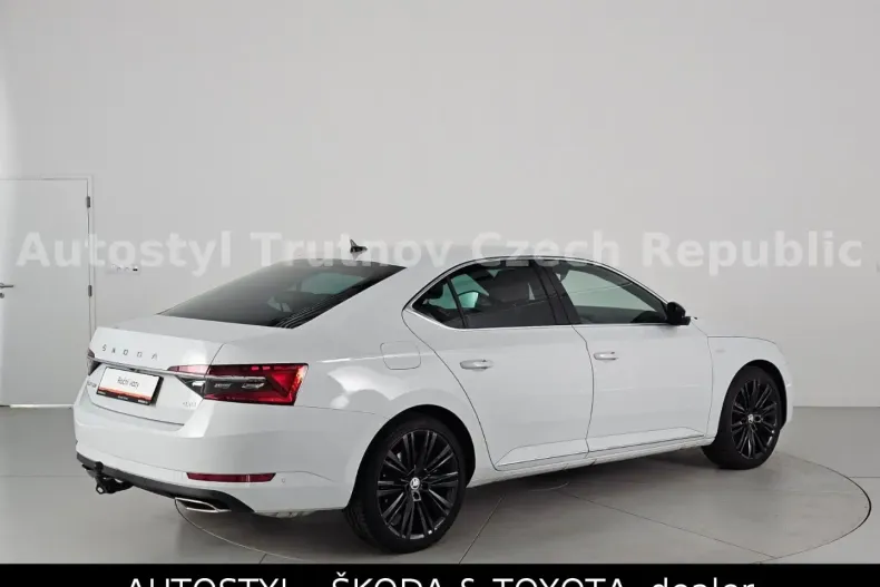 Skoda Superb din 2022 cu 25.553 km - oferta SKO107840 - foto 2
