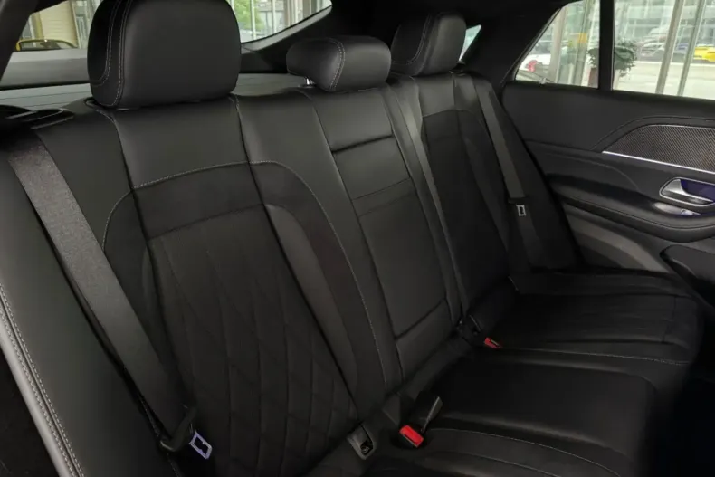 Mercedes-Benz GLE 63 AMG din 2023 cu 15.619 km - oferta MER107842 - foto 26