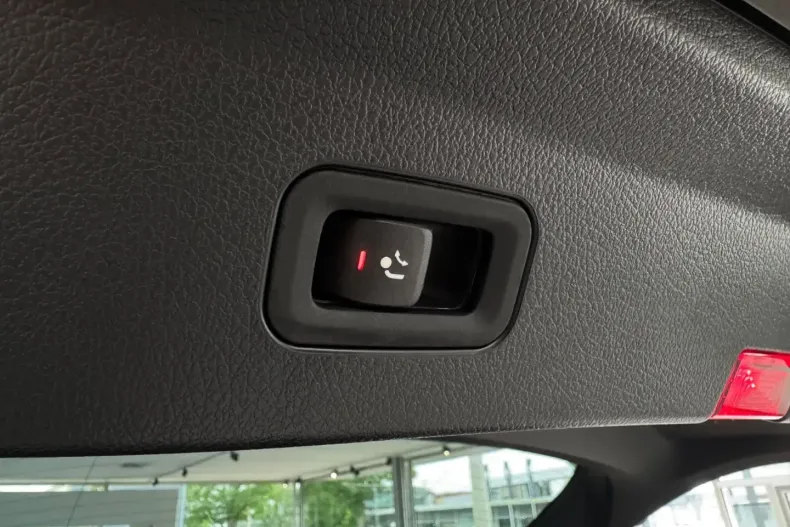 Mercedes-Benz GLE 63 AMG din 2023 cu 15.619 km - oferta MER107842 - foto 28