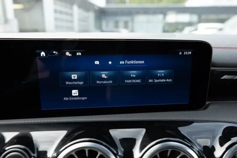 Mercedes-Benz CLA 35 AMG din 2024 cu 21.846 km - oferta MER107843 - foto 11