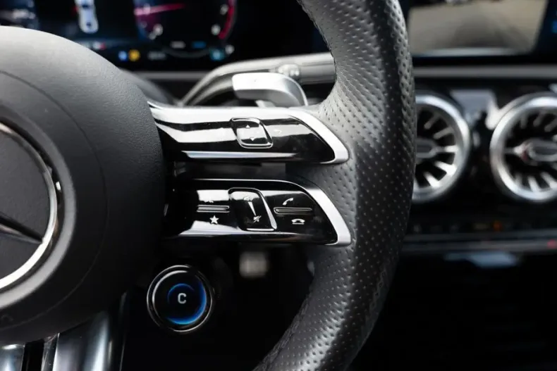 Mercedes-Benz CLA 35 AMG din 2024 cu 21.846 km - oferta MER107843 - foto 15