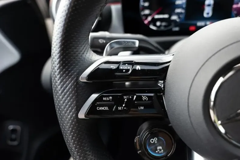 Mercedes-Benz CLA 35 AMG din 2024 cu 21.846 km - oferta MER107843 - foto 16