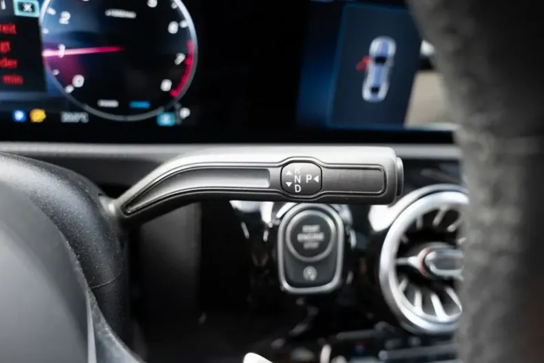 Mercedes-Benz CLA 35 AMG din 2024 cu 21.846 km - oferta MER107843 - foto 17