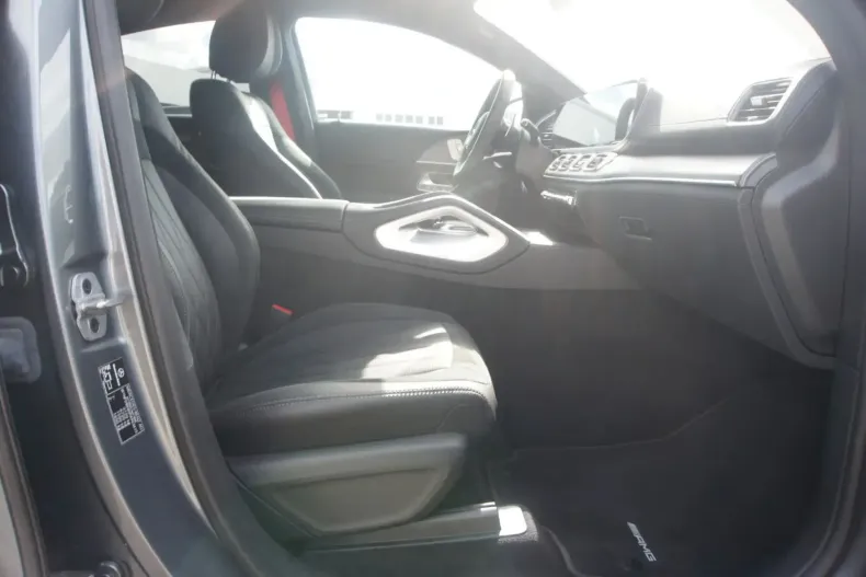 Mercedes-Benz GLE 63 AMG din 2023 cu 8.312 km - oferta MER107847 - foto 2